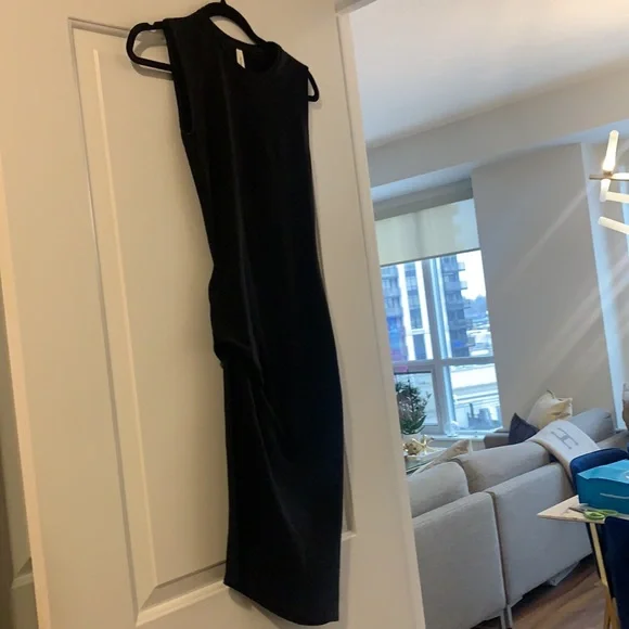 Babaton knit dress - Picture 4 of 7